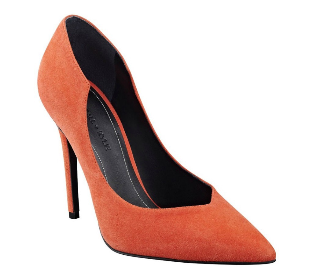 colorful fall must-haves orange pumps