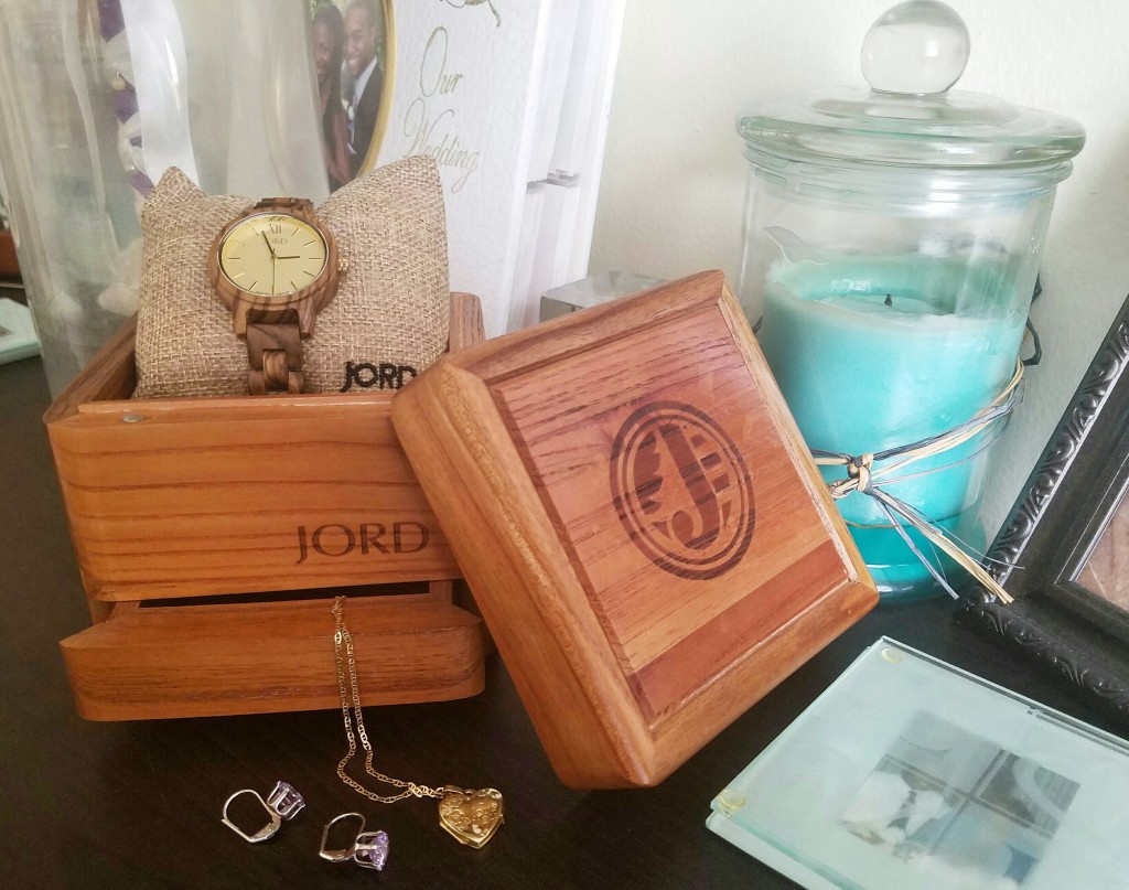 reasons-to-love-jord-wood-watches-package